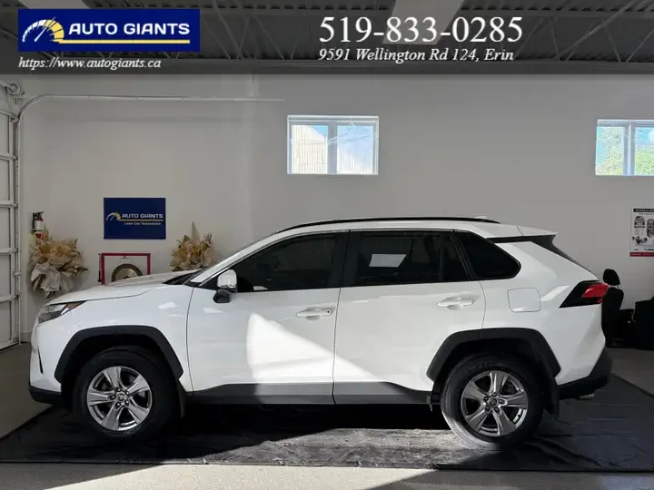 2022 Toyota RAV4 | Auto Giants — thumbnail 5