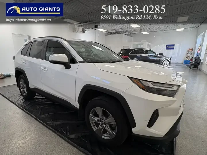 2022 Toyota RAV4 | Auto Giants — thumbnail 14