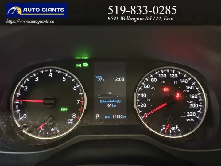 2022 Toyota RAV4 | Auto Giants — thumbnail 31