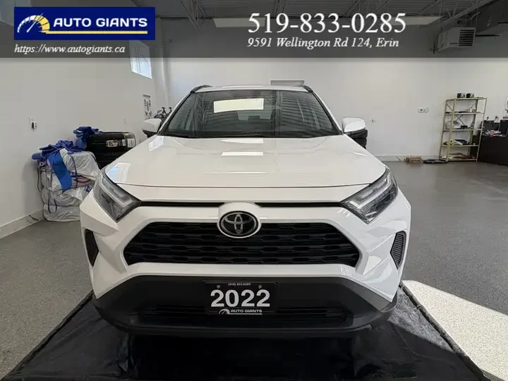 2022 Toyota RAV4 | Auto Giants — thumbnail 17