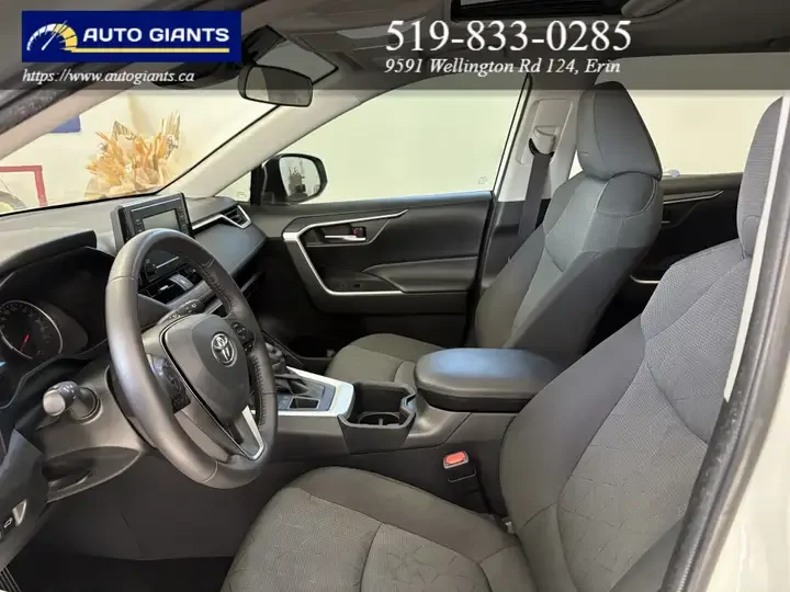 2022 Toyota RAV4 | Auto Giants — thumbnail 24