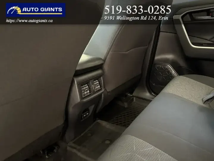 2022 Toyota RAV4 | Auto Giants — thumbnail 28